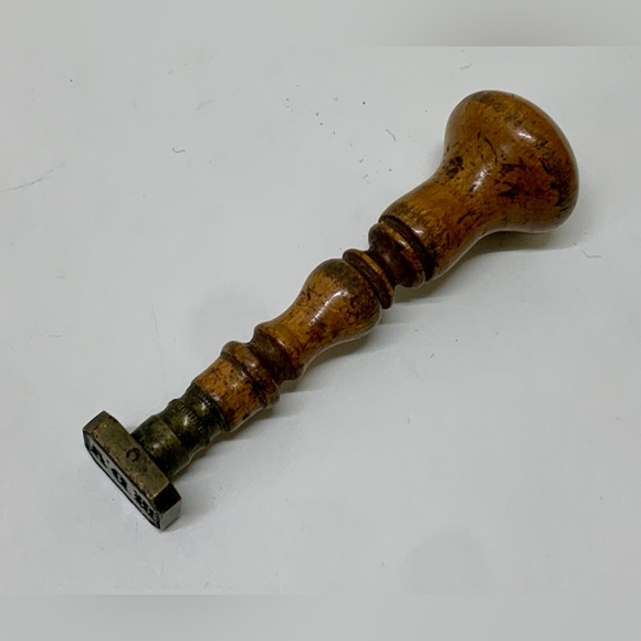 19th Century Antique Wooden Handle Metal Wax Seal Manual Press - Picture 8 of 16
